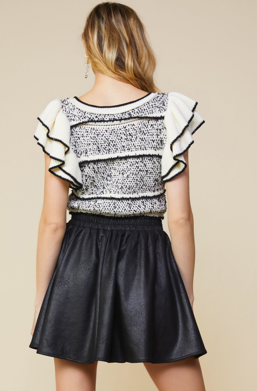 Ruffle Sleve Knit Top