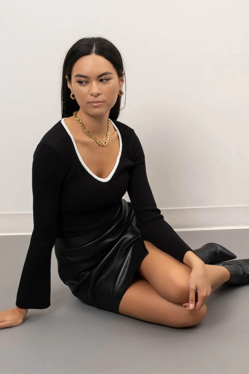 Contrast Hem Long Sleeve Top