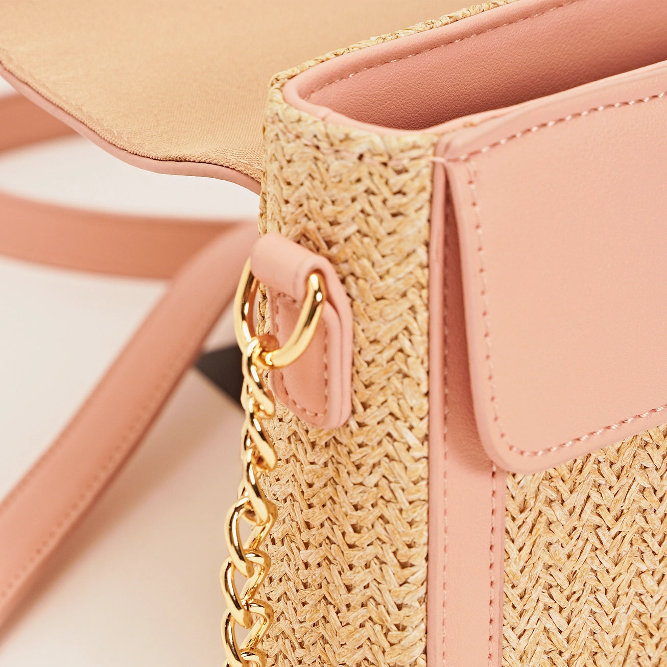 Soya Crossbody